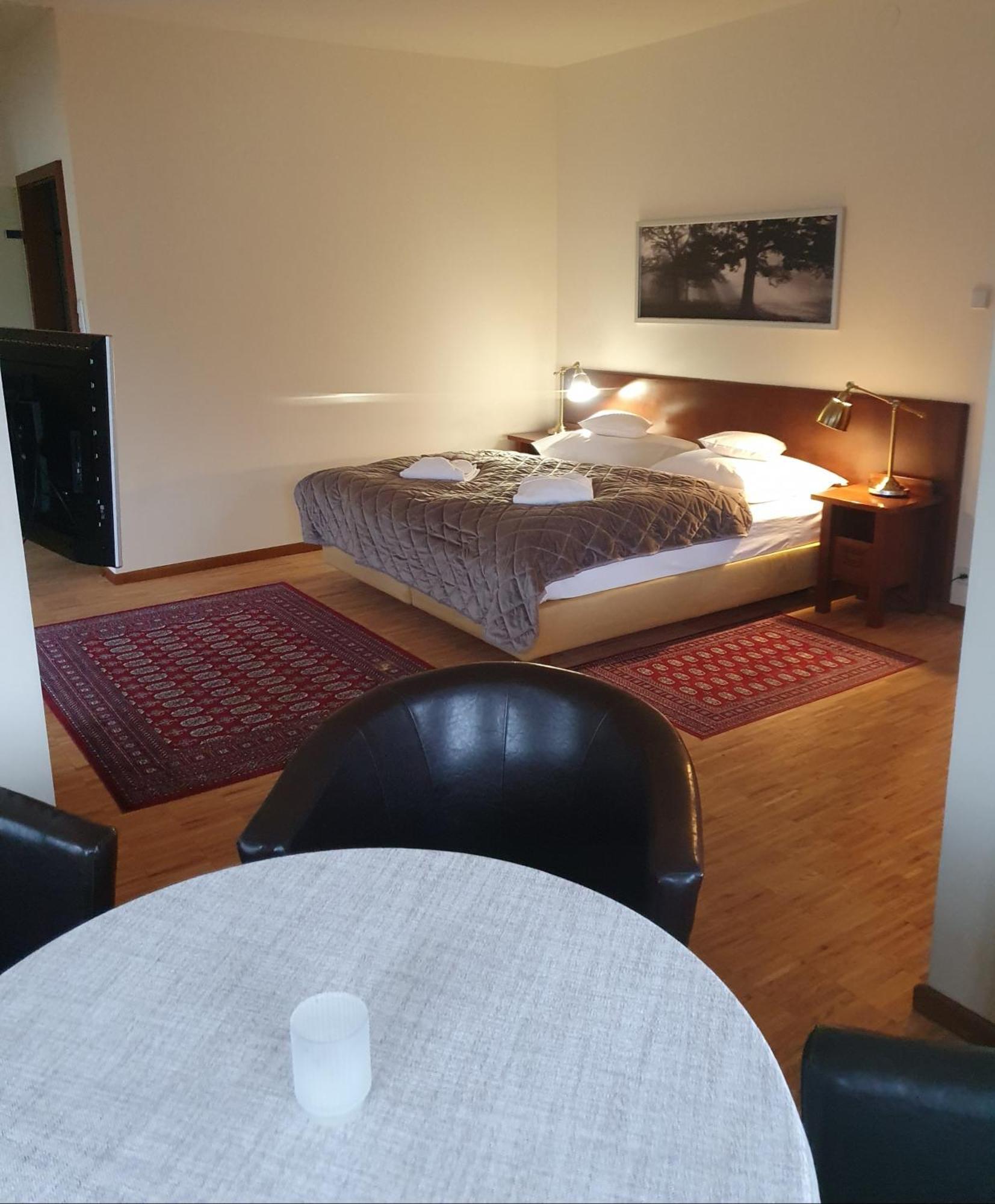 Hotel Jasny Dwor à Polanica-Zdrój Extérieur photo